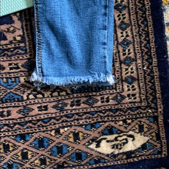 Old Navy Jeans! 🦋 - Picture 6 of 8